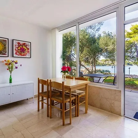 Lina - Cin10100f-cyf Apartman *