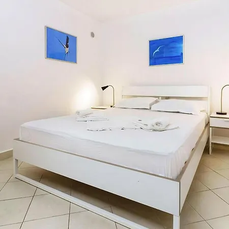 Lina - Cin10100f-cyf Apartman *